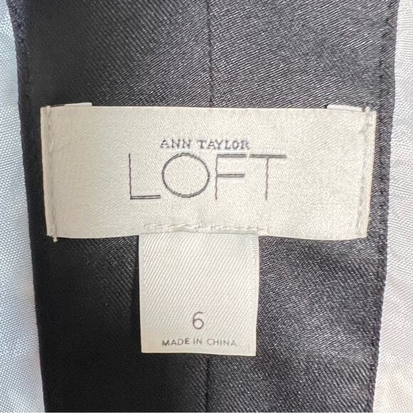 Loft white and black pleated fit and flare floral dress size 6 B56 - Picture 3 of 4